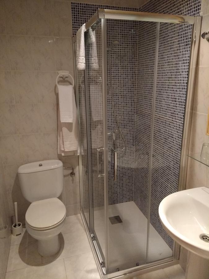 Hostal Avenida Arenas de San Pedro Dış mekan fotoğraf