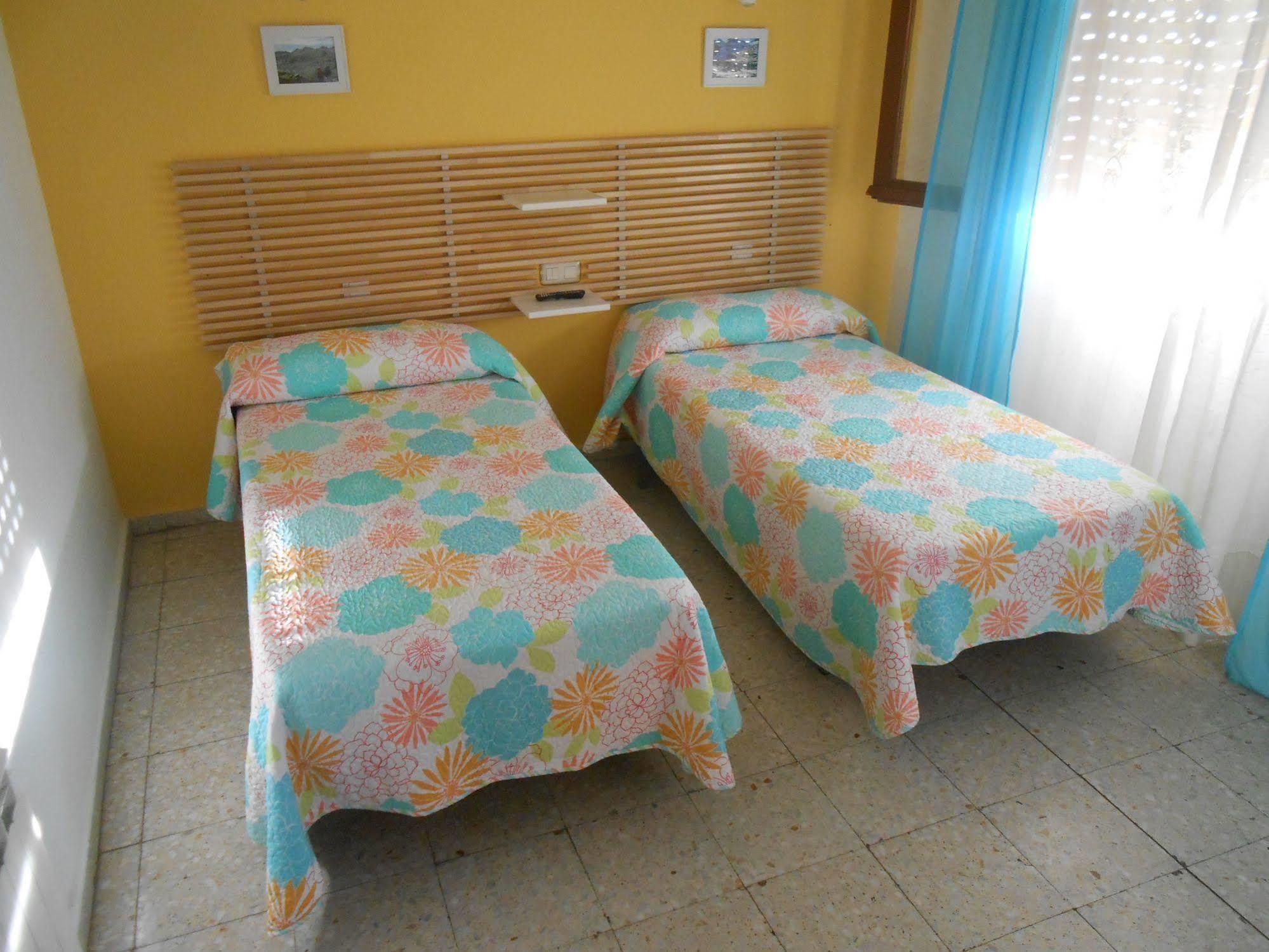 Hostal Avenida Arenas de San Pedro Dış mekan fotoğraf